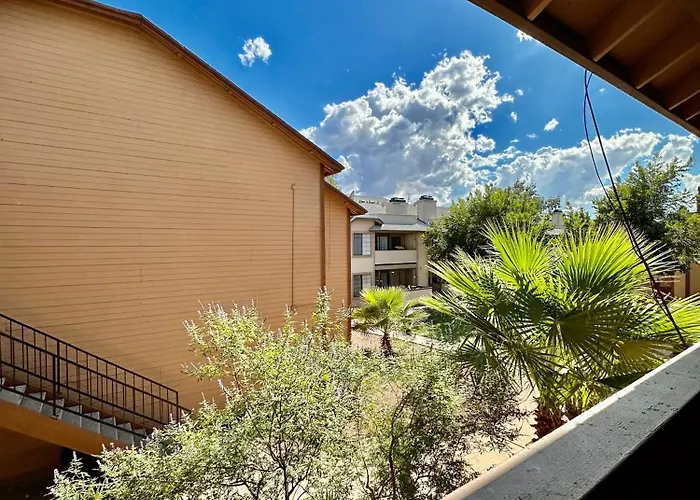Cozy Remodeled-condo Near Tuc Airport & Downtown Apartment *