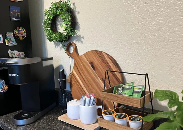 Cozy Remodeled-condo Near Tuc Airport & Downtown