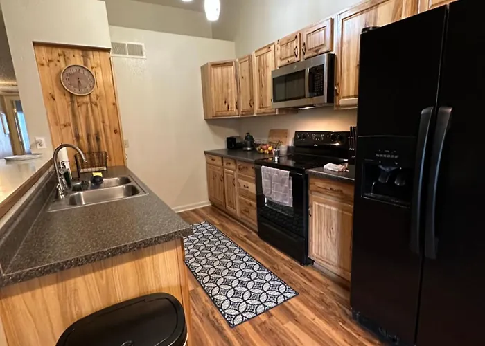 Apartment Cozy Remodeled-condo Near Tuc Airport & Downtown Tucson